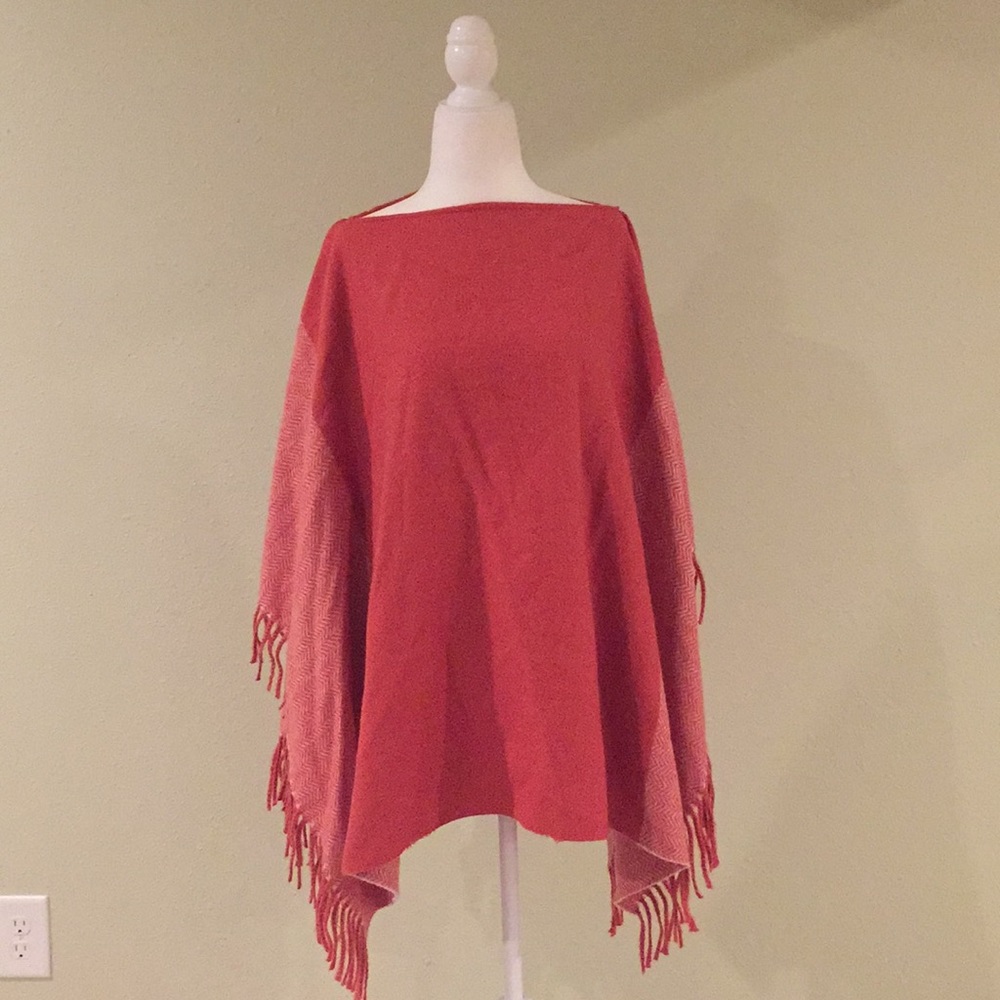 Universal Thread - Poncho - Picture 2 of 7